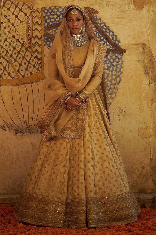 Shop Sabyasachi Bridal Lehengas Online Aashni Co