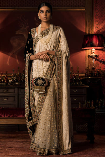Sabyasachi Chikan sari with shawl SACINA23