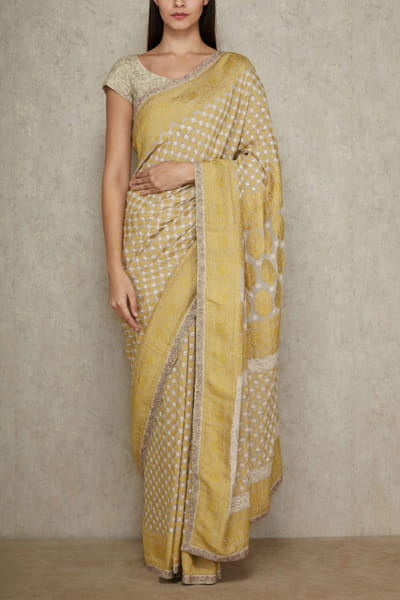 Sabyasachi Chikan Benarasi sari SACINA40