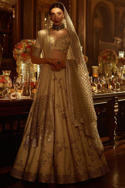 Sabyasachi Ivory lehenga set SACINAL13
