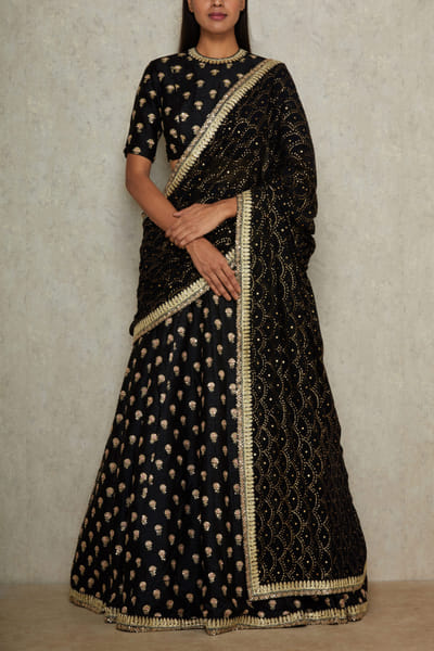 Sabyasachi Black lehenga set SACINAL25