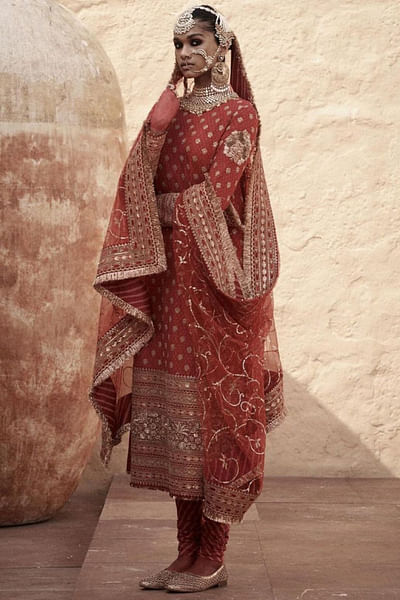 Red embroidered kurta set