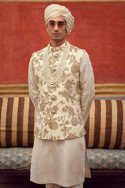 Ivory jacket with silk kurta churidar 