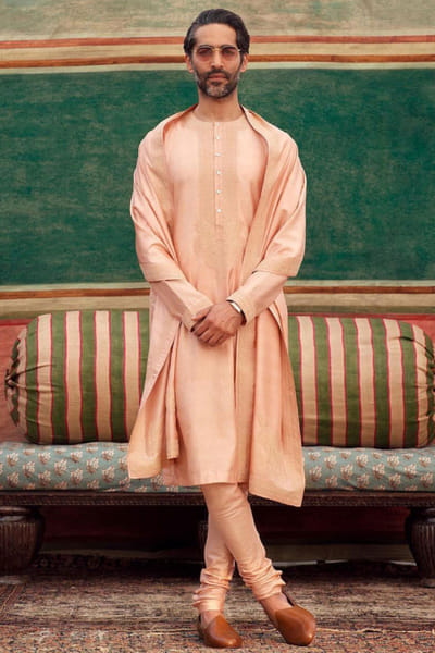 Sabyasachi Peach Bangalore silk embroidered kurta set SACMK009120
