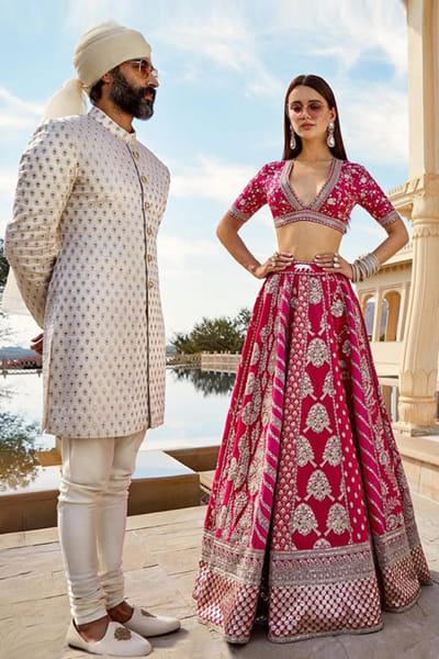 Sabyasachi Sherwani SACMS007818