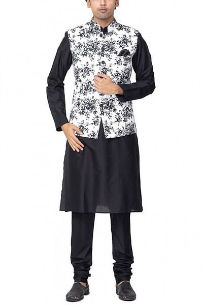 Black kurta set & Nehru jacket