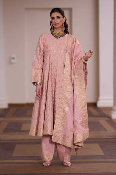Safaa Pink floral zari gota woven anarkali set SAFAAUG26D151356