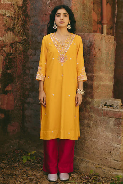 Rashika Mittal Yellow floral zardozi embroidered kurta set RASHJUN26D146590