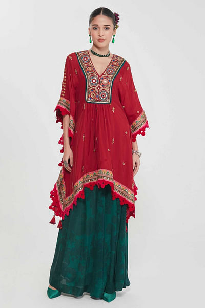 Cherry red mirror-tassel emroidered kaftan set