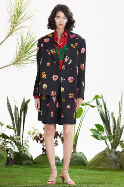 Siddhartha Bansal Black floral print embroidered blazer set SIDDMAY26D145002