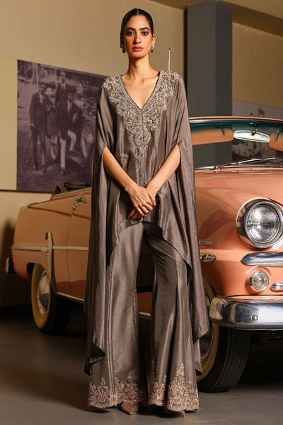 Grey dabka-dori embroidered cape set