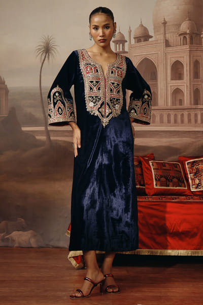Navy blue dabka embroidered kurta set