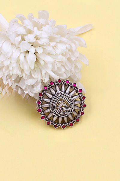 Red kundan silver ring