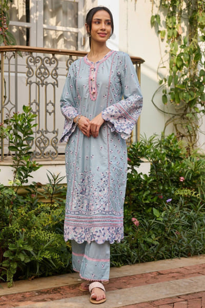 Mulmul Blue floral print cotton kurta set MULMJUL26D249713