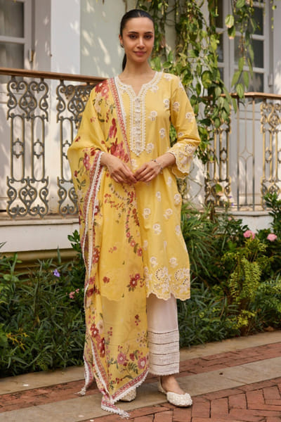 Mulmul Yellow printed kurta set MULMJUL26D249686