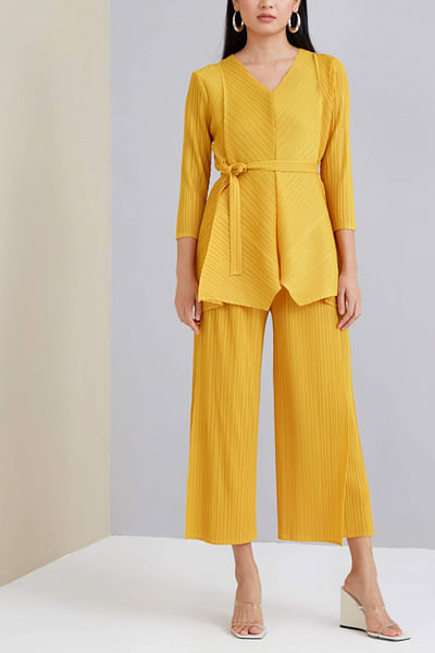 Yellow V-neck top and pants