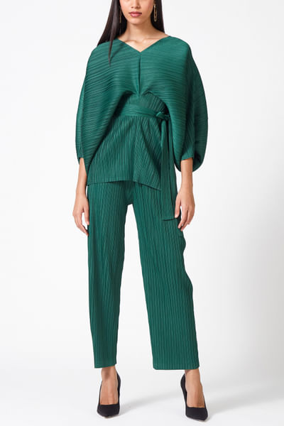 Green oversized top and pants