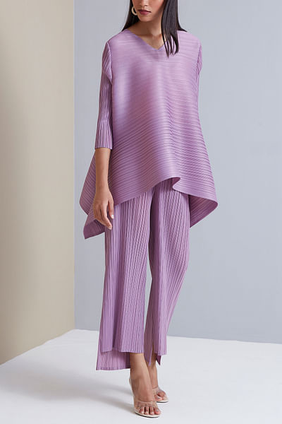 Lilac V neck top and pants