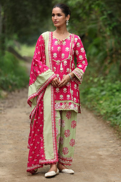 Fuchsia floral embroidered kurta set