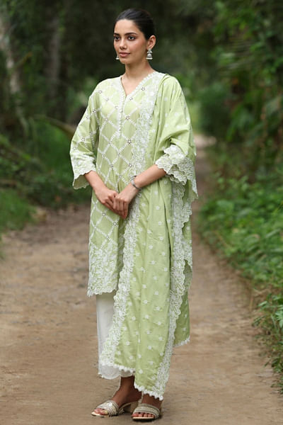 Green geometric floral embroidered kurta set