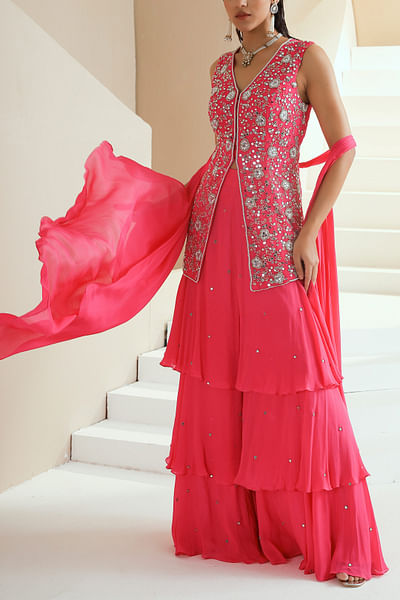 Pink embellished kurta set