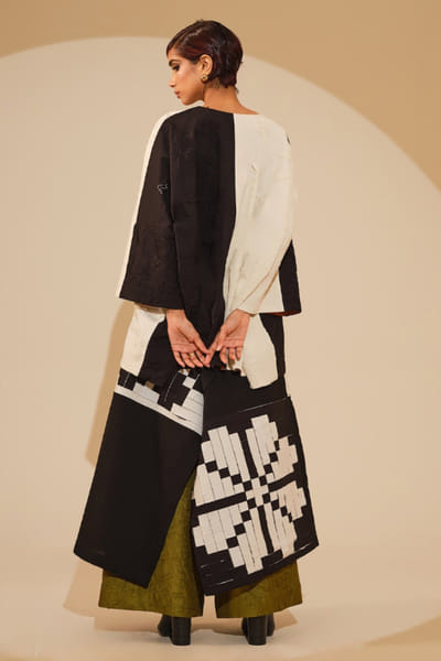 Stoïque Black block printed crushed top STOJUN26D146478