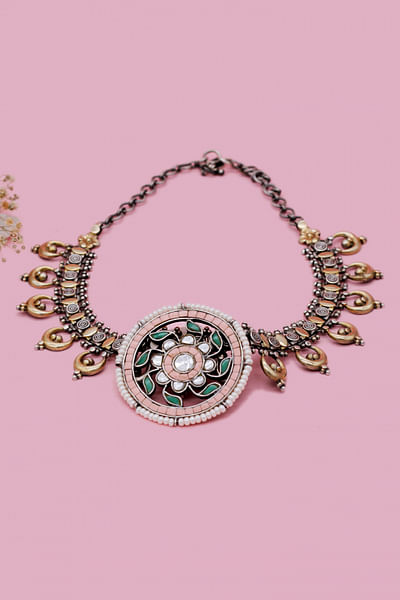 Silver kundan embellished necklace