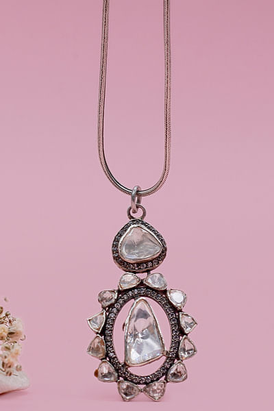 Silver gemstone studded pendant and chain