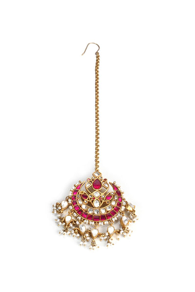 Pink stone embellished maang tikka