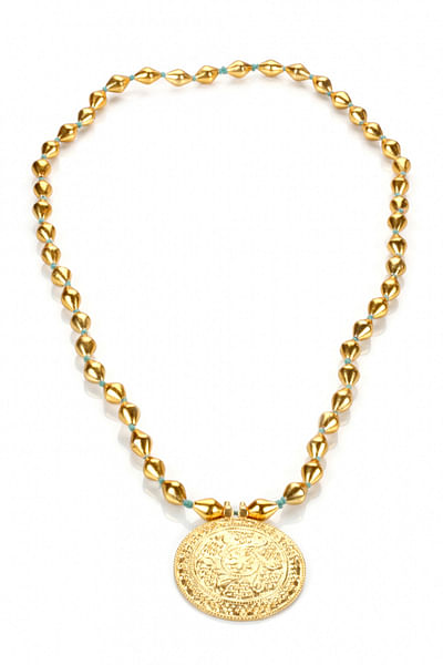 Gold plated round pendant necklace