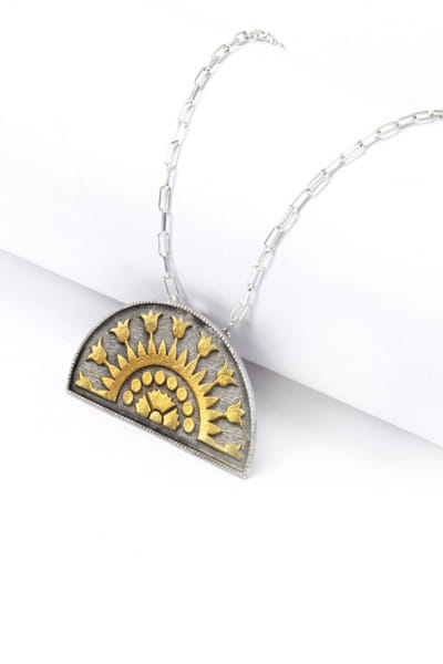 Silver semi-circle chain and pendant