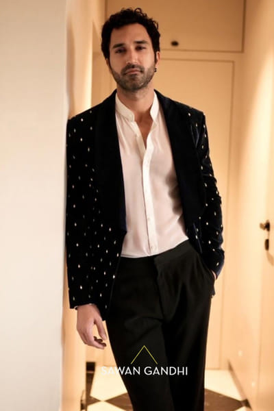 Sawan Gandhi Navy blue embellished velvet jacket set SAWAJUN26D147857