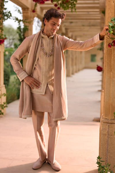 Seema Gujral Dusty nude thread embroidered bandi kurta set SEEMJUL26D149120