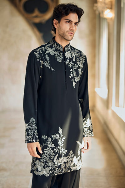 Black floral zari embroidery kurta set