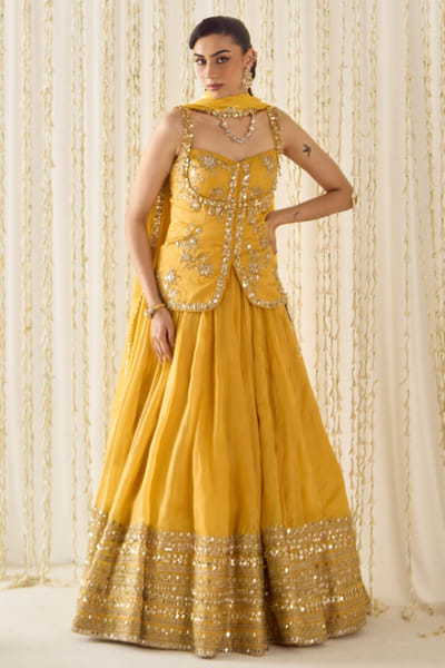 Sanya Gulati Mustard floral embroidered lehenga set SANYMAY26D145324