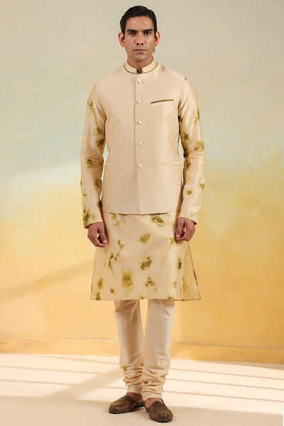 Beige and olive shibori dyed kurta bandi set