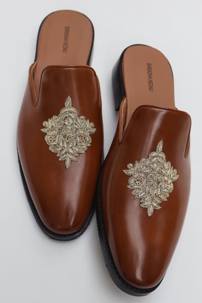 Shradha Hedua Tan and gold thread embroidered slip-on mules SHRAJUL26D149158