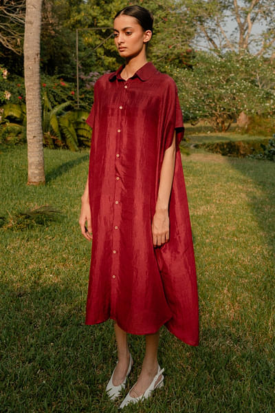 Red ombre shirt dress