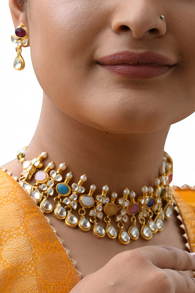 Gold plated kundan choker set