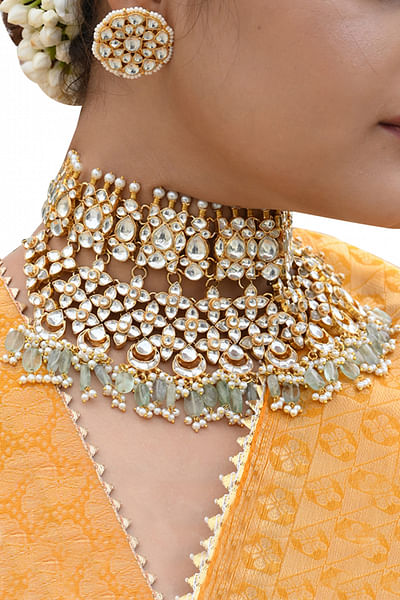 Gold plated jadau kundan necklace set
