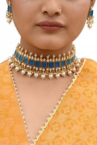 Gold plated kundan necklace set