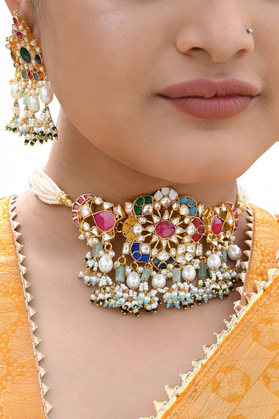 Gold plated jadau kundan necklace set