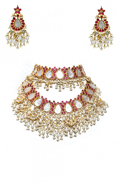 Jadau and mother of pearls necklace set