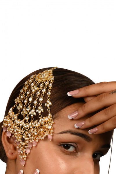 Gold plated kundan passa