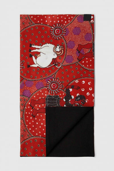 Red printed table runner