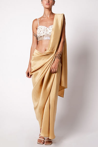 Gold godet sari