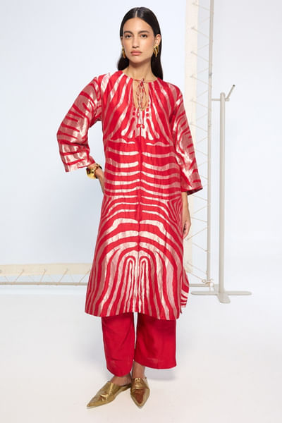 Red animal zari weave kurta set