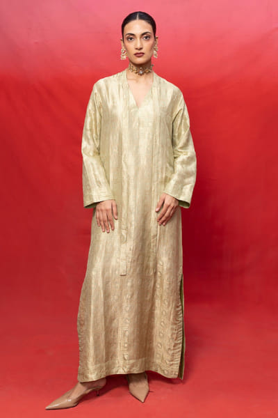 Ekaya Green embossed handwoven banarasi kurta set EKAYJUL26D148967