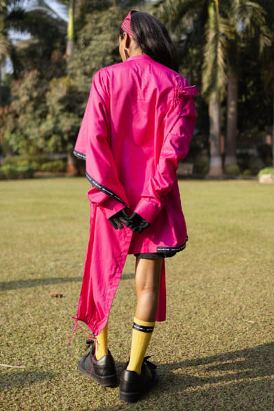 Saim Fuchsia logo print cut-out sari drape shirt SAIMMAY26D145620