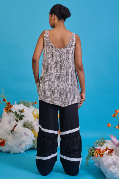 Saim Black contrast striped flap trouser SAIMMAY26D145625